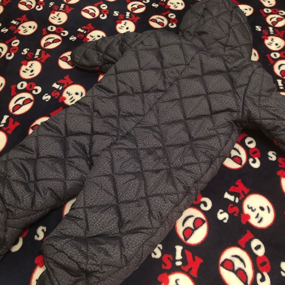 Baby Boys Hooded Quilted Footed Pram - Picture 5 of 6